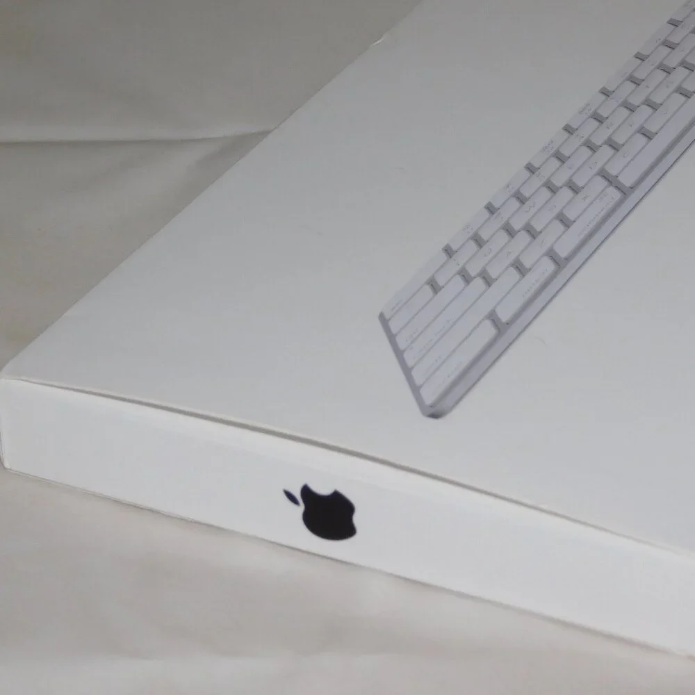 Apple Wireless Magic Keyboard With Numeric Keypad Model A1843 NIB